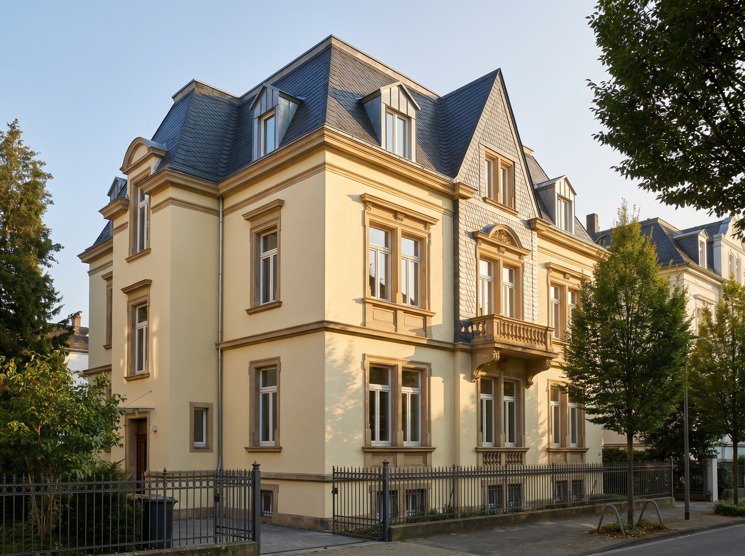 Altbau Dachsanierung, Bonn-Südstadt